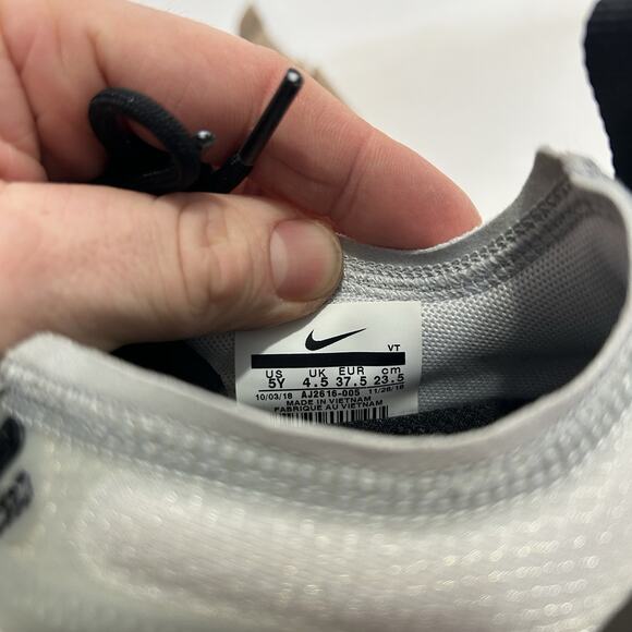 Nike Air Vapormax 2019 GS “Platinum Grey Volt” - Picture 6 of 6